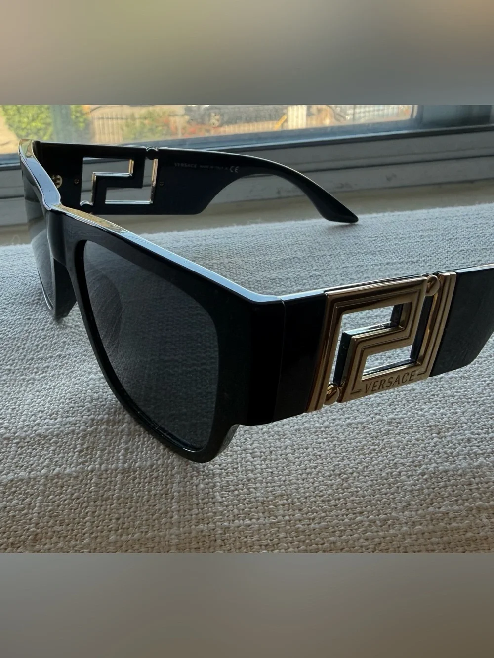 Versace Sunglasses with Black Case (VE4403 GB1/87 57-20)